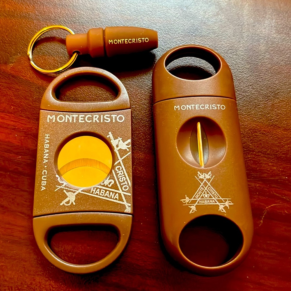 Montecristo Cutter Gift Set (cigar not included)